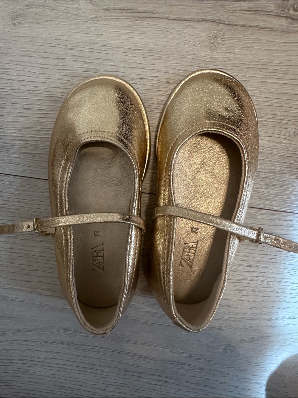ZARA Girls Gold Metallic Mary Jane Flats with Strap